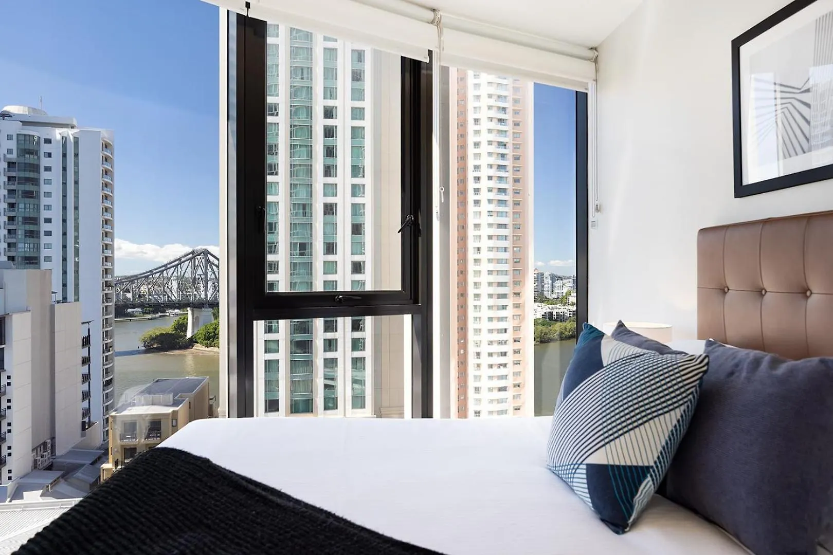 Rooftop Pool Stunning Apartment Queen Street Brisbane
