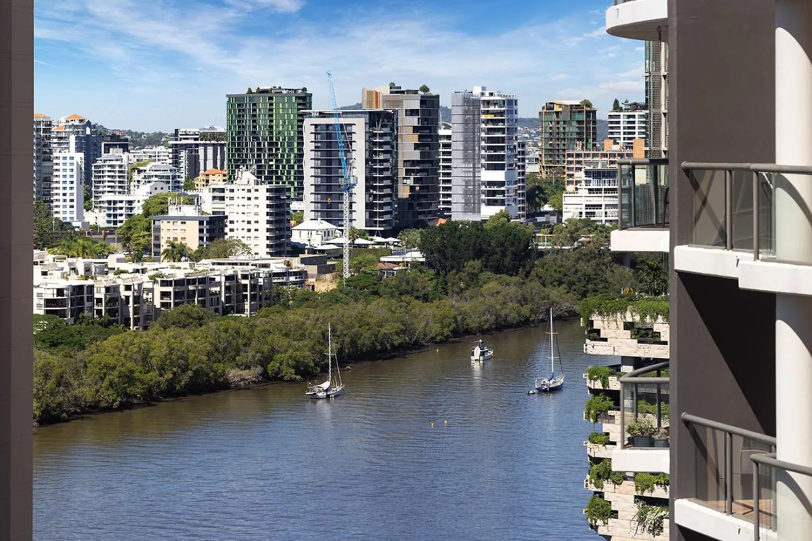 Rooftop Pool Stunning Apartment Queen Street Brisbane